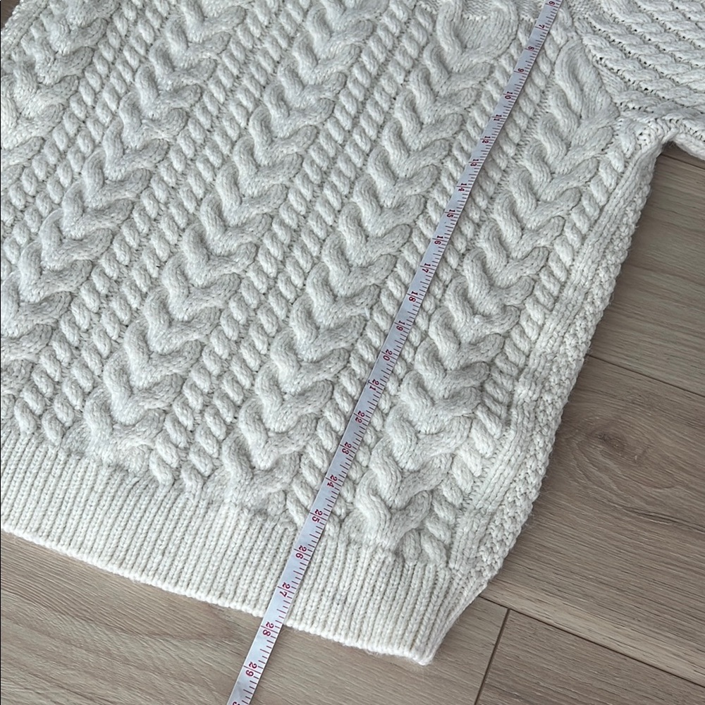 H&M White Cable Knit Crew Neck Sweater - Picture 5 of 8